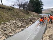 R. Moldova: continuă lucrările de reabilitare a drumului R33 Hîncești – Lăpușna – M1