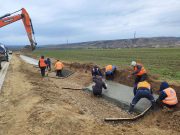 R. Moldova: drumarii continuă lucrările pe șantierul de construcție a drumului M3 Chișinău – Comrat – Giurgiulești – frontiera cu România.