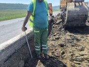 Județul Iași: lucrări de remediere a degradărilor (burdușiri) pe DN 24C, Popricani – Cârniceni.