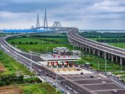 Podul Changtai Yangtze a fost inaugurat în provincia Jiangsu din China. Construcția prezintă o serie de recorduri mondiale, având o lungime de 10,03 kilometri, integrează integrează autostrăzi, căi ferate interurbane.