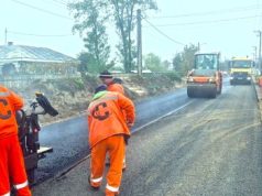Județul Galați: asfalt nou pe drumul județean DJ 240, la Negrilești