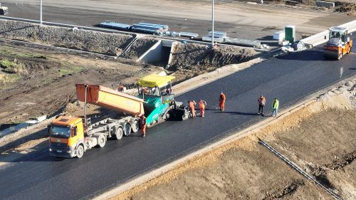 571050338_858265266586727_6360849071667518570_n