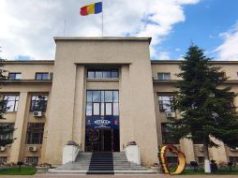 Au început lucrările de asfaltare pe strada Miron Costin din municipiul Roman!