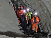 Spedition UMB-Euro Asfalt a realizat străpungerea unei noi galerii a ansamblului de tuneluri construit pe secțiunea de autostradă Margina – Holdea (A1)!