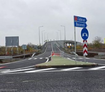 A fost deschisă circulația pe pasajul rutier din Brănești, peste calea ferată!