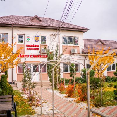 1d96ee5f-e3f0-4e72-b4ff-edb07813fcd8