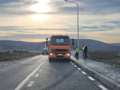 Județul Iași: se circulă pe drumul care face legătura între Miroslava și Mall Moldova, prin satul Găureni