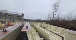 În Șantierul „Podului de Flori” peste Prut, de la Ungheni, au sosit primele elemente de tablier metalic.