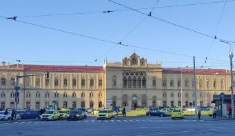 Județul Iași: pasaj peste calea ferată pe DN 28, între Iași – Tomești.