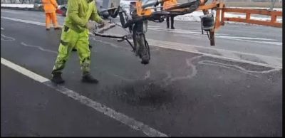 57ff40f8-53e0-4a23-8c59-58ccdcc13a66