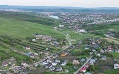 Județul Iași: anul acesta vor fi modernizate străzile din comuna Rediu pe care a fost introdusă instalația de apă canal