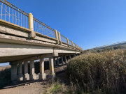 În curând vor începe lucrările de reparație capitală a podului amplasat pe drumul național R37 Ceadîr – Lunga – Taraclia. Se lucrează la amenajarea drumului de ocolire a șantierului.