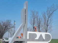 Obeliscul de la granița dintre județele Timiș și Arad, pe DN 69, a fost recondiționat