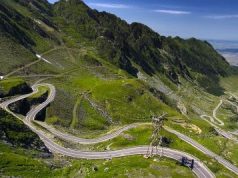 Se lucrează la „Drumul Regelui”, un proiect major de infrastructură care leagă comuna Petriș (județul Arad) de Vața de Jos (județul Hunedoara)