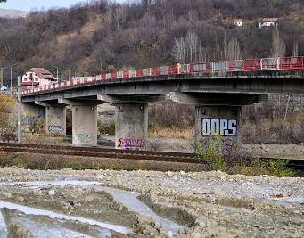 Consiliul Judeţean Prahova a început lucrările la nivelul podului de pe DJ 101R Breaza – Comarnic