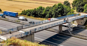 Germania va demola un întreg pod peste Autostrada A7 din cauza greşelilor elementare în proiectul de reconstrucţie a autostrăzii de sub el