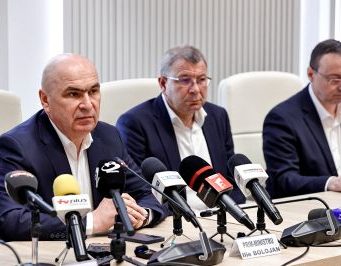 Astăzi au fost semnate contractele pentru proiectarea și execuția tronsonului de autostradă dintre Pașcani și Suceava, al A7
