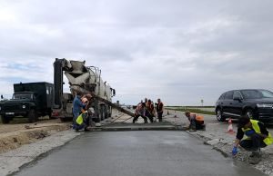 Chișinău: continuă remedierea degradărilor de pe drumurile naționale