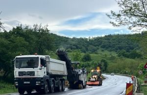 Au început reparațiile pe DN13, între Sighișoara și Târgu Mureș.