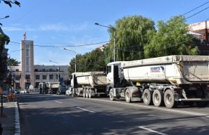 Modernizarea infrastructurii rutiere din municipiul Bârlad trece de promisiunile administrației și provocările tehnice