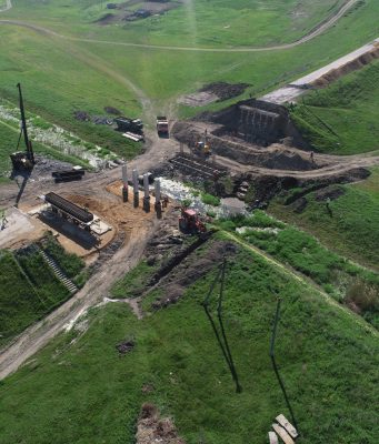 Lucrările intense de reparație capitală a podului peste râul Răuțel, din raionul Fălești, amplasat pe drumul național G54 R16– Răuțel – Glinjeni – Catranîc.