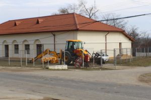 Județul Galați: Primăria comunei Vlădești investește în modernizarea infrastructurii rutiere.