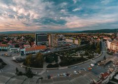 Județul Covasna: orașul Covasna investește în modernizarea infrastructurii rutiere