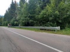 Județul Neamț: sunt montate parapete metalice pe drumurile județene.