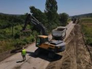 Județul Mehedinți: au început lucrările de modernizare a drumului județean DJ 671E, pe tronsonul Pârvulești – Căzănești