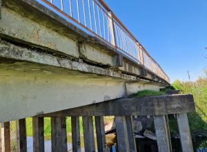 AND Moldova: specialiștii vor testa podul de pe drumul R26, peste râul Cogâlnic