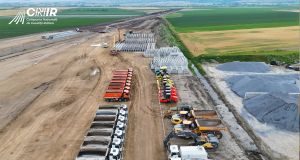 Start pe sectorul montan al Autostrăzii Unirii A8: începe construcția lotului Joseni – Ditrău. Lucrările sunt executate de asocierea Danlin XXL (lider), Intertranscom Impex și Groma Hold.