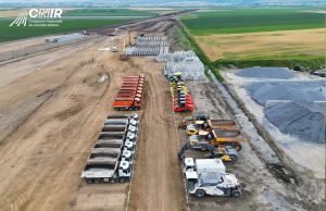 Start pe sectorul montan al Autostrăzii Unirii A8: începe construcția lotului Joseni – Ditrău. Lucrările sunt executate de asocierea Danlin XXL (lider), Intertranscom Impex și Groma Hold.