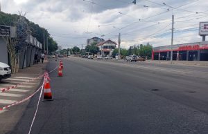 Citadin continuă să execute reparații asfaltice și marcaje rutiere pe străzile din municipiul Iași