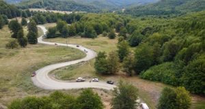 Județul Vâlcea: ample lucrări pe drumul județean DJ 703H, zona Loviștei