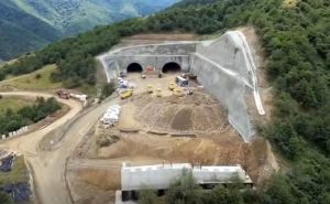 Prima galerie a tunelului Boița 1 de pe Autostrada Sibiu–Pitești a fost străpunsă. Un nou pas important pentru traversarea Carpaților!