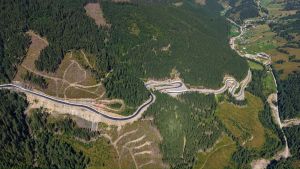Panaci–Bilbor, drumul care scurtează cu 92 de kilometri legătura dintre Vatra Dornei și Toplița, aproape de finalizare