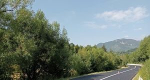 DRDP Timișoara a așternut un covor asfaltic nou pe DN 66A, tronsoanele Câmpu lui Neag și Iscroni/Aninoasa