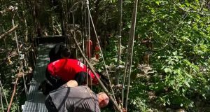 Podul 3, „Mijlocul Cheile Turzii” a fost refăcut și asigură trecerea în siguranță!