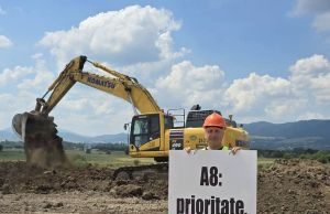 Provocare pentru politicienii din Moldova: monitorizarea A8, direct de pe șantiere!