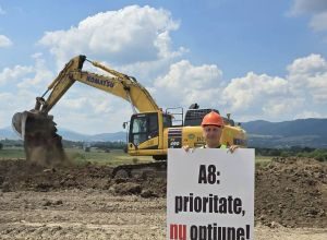 Provocare pentru politicienii din Moldova: monitorizarea A8, direct de pe șantiere!