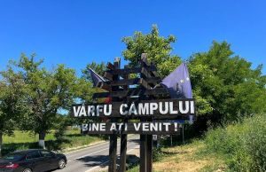 Județul Botoșani: în comuna Vârfu Câmpului au fost asfaltați 11 kilometri de drumuri în doar un an și jumătate. Primăria pregătește proiecte pentru alți 7,2 kilometri!