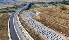 A3 Nădășelu: autostrada trece peste cimitir, iar drumul național DN1F este mutat pentru a face loc viaductului