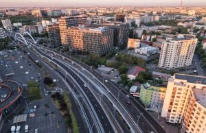 București: lucrările de la Pasajul Basarab, la un nivel impresionant: au fost curățate, reparate și protejate cu vopsele speciale aproximativ 52.000 de metri pătrați de suprafețe de beton