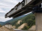 Lansarea tablierului metalic la Viaductul 23, pe A1 Sibiu–Pitești