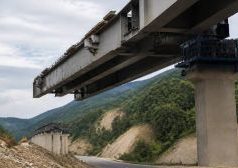 Lansarea tablierului metalic la Viaductul 23, pe A1 Sibiu–Pitești