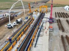 Inteligența artificială ajunge pe șantier: betonul poate fi monitorizat în timp real, din fabrică până la infrastructura rutieră