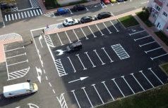 Parcările plătite din municipiul Suceava: cum, cine și de ce se plătește de două ori pentru același loc?
