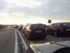 40 de minute câștigate evitând coloana de la Podu Iloaiei. Șoferii caută soluții, în timp ce Varianta de ocolire și Autostrada Unirii A8 întârzie nepermis
