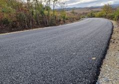 Județul Iași: peste 11 milioane de lei pentru 2,4 kilometri de drum DJ 244F, la Dolhești